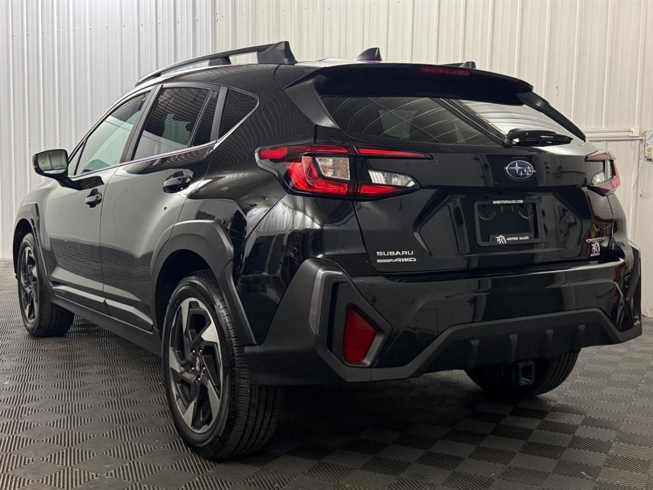 Subaru Crosstrek photo 3