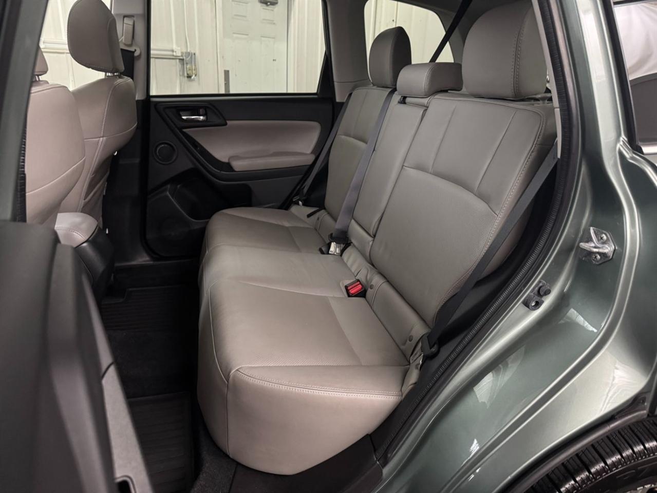 Subaru Forester  2016