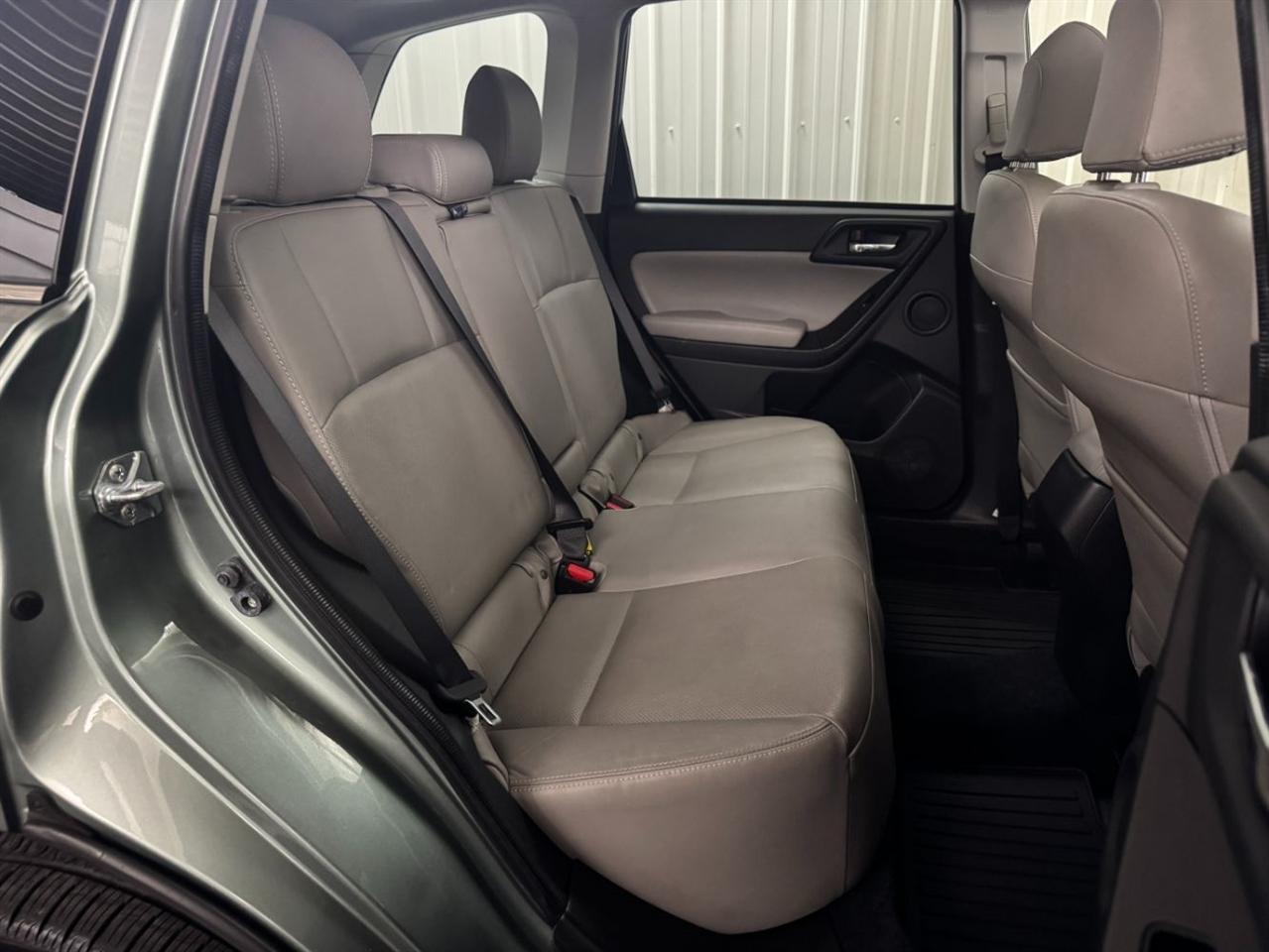 Subaru Forester  2016