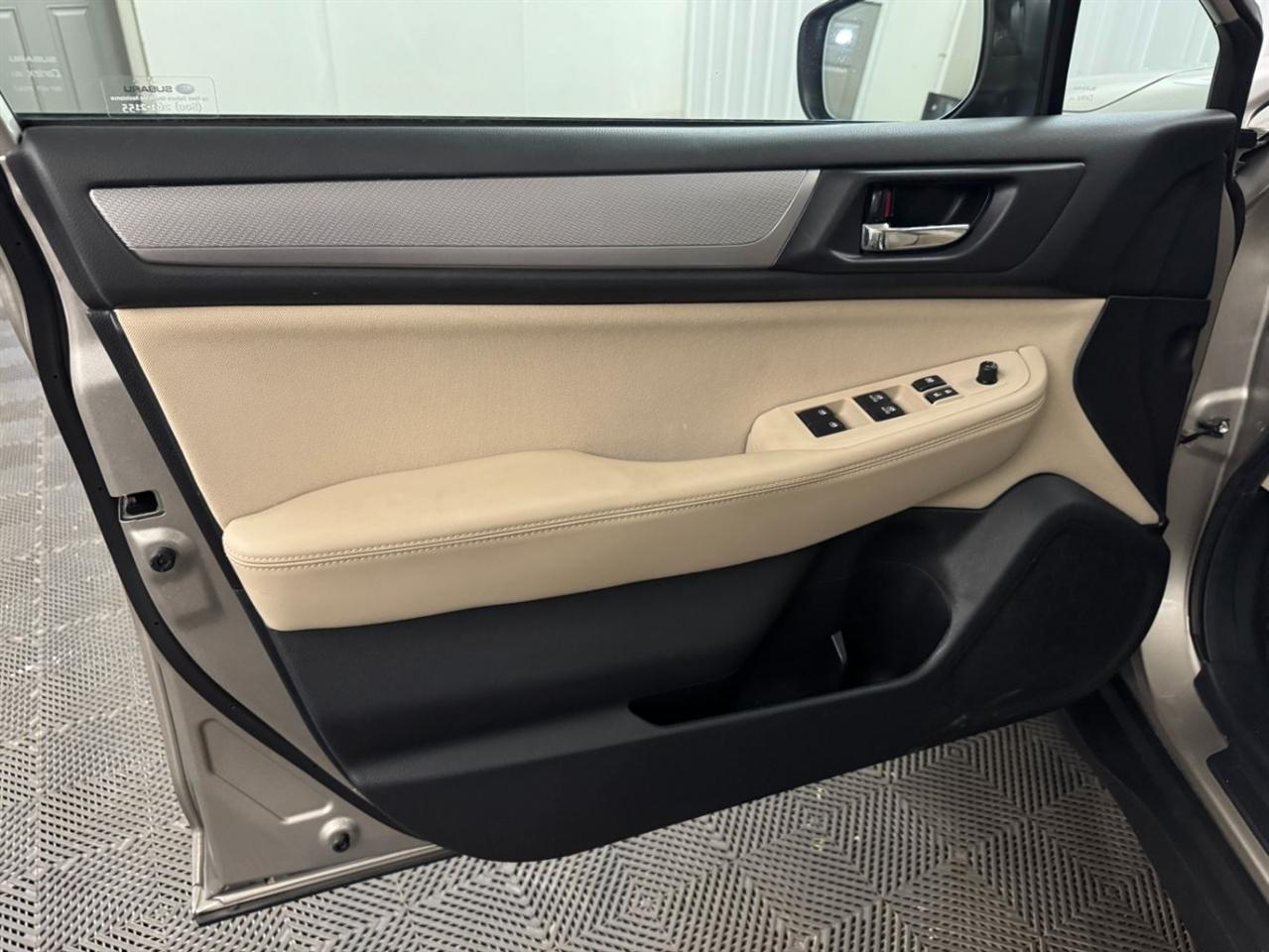 Subaru Outback  2019