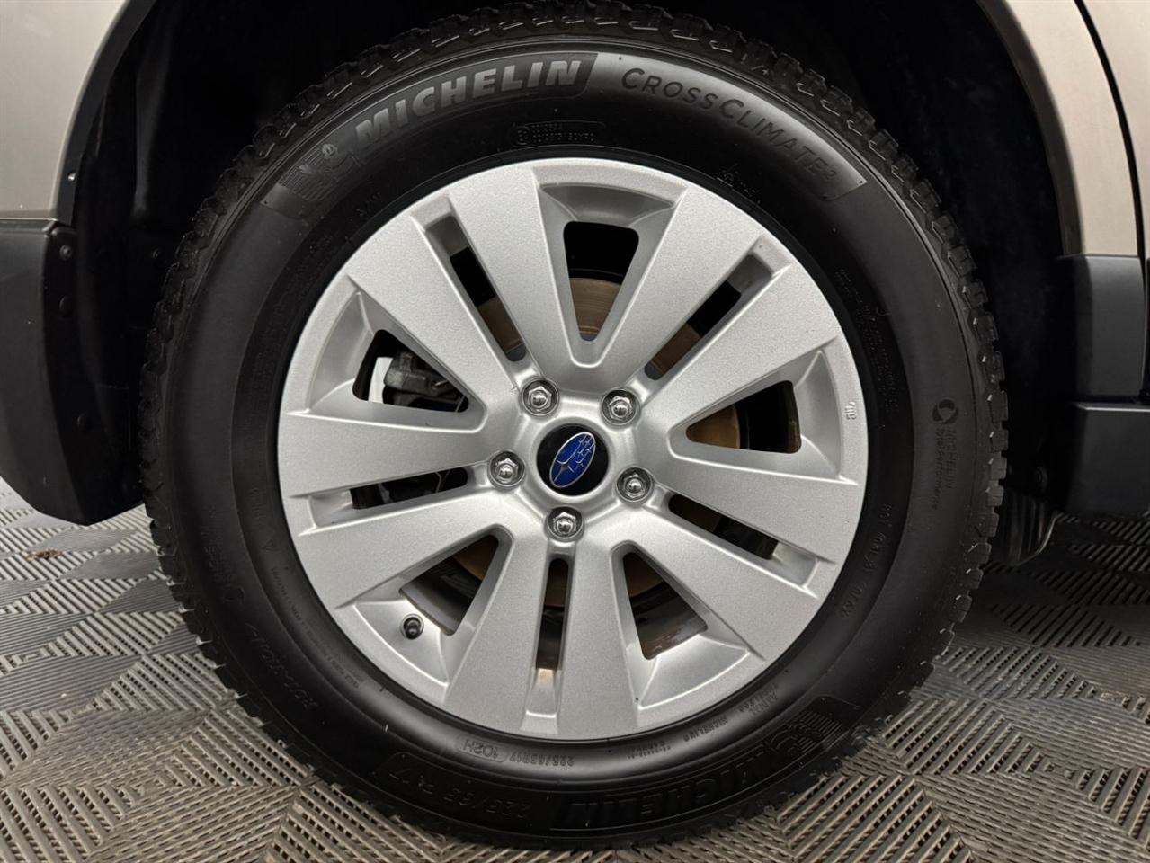 Subaru Outback  2019