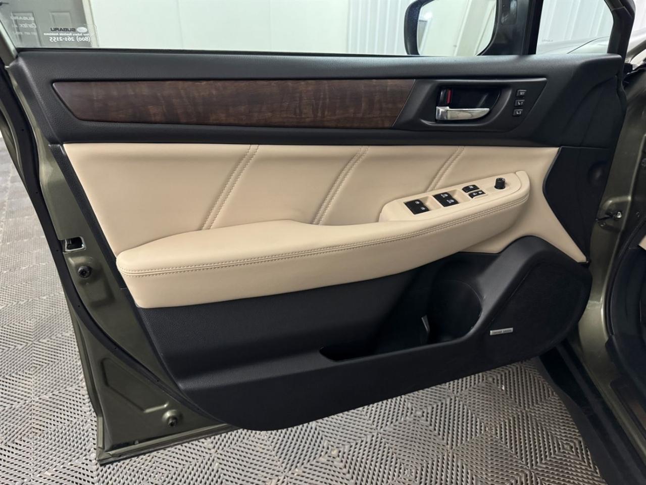 Subaru Outback  2018