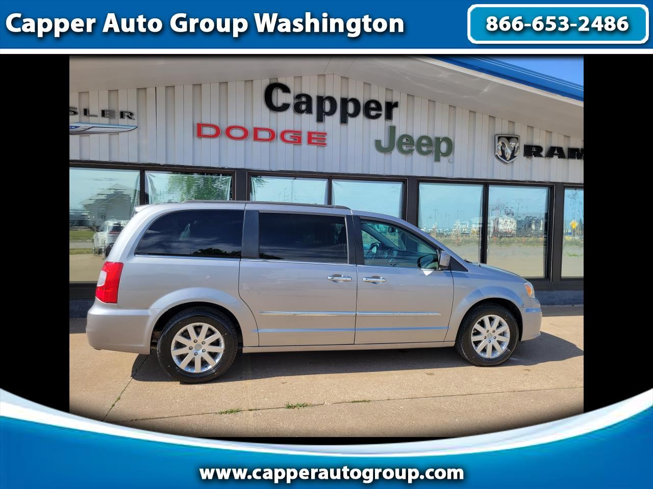 2016 Chrysler Town & Country 4dr Wgn Touring