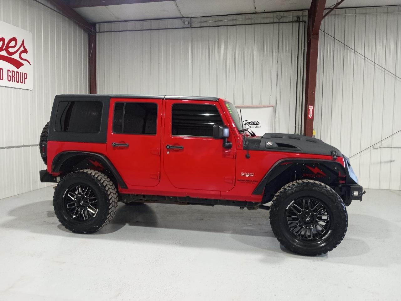 2017 Jeep Wrangler Unlimited Sahara 4x4