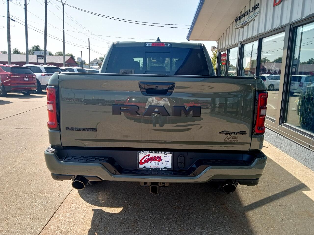 RAM 1500 Laramie 4x4 Crew Cab 5'7" Box 2026 RAM 1500 Laramie 4x4 Crew Cab 5'7" Box 2026