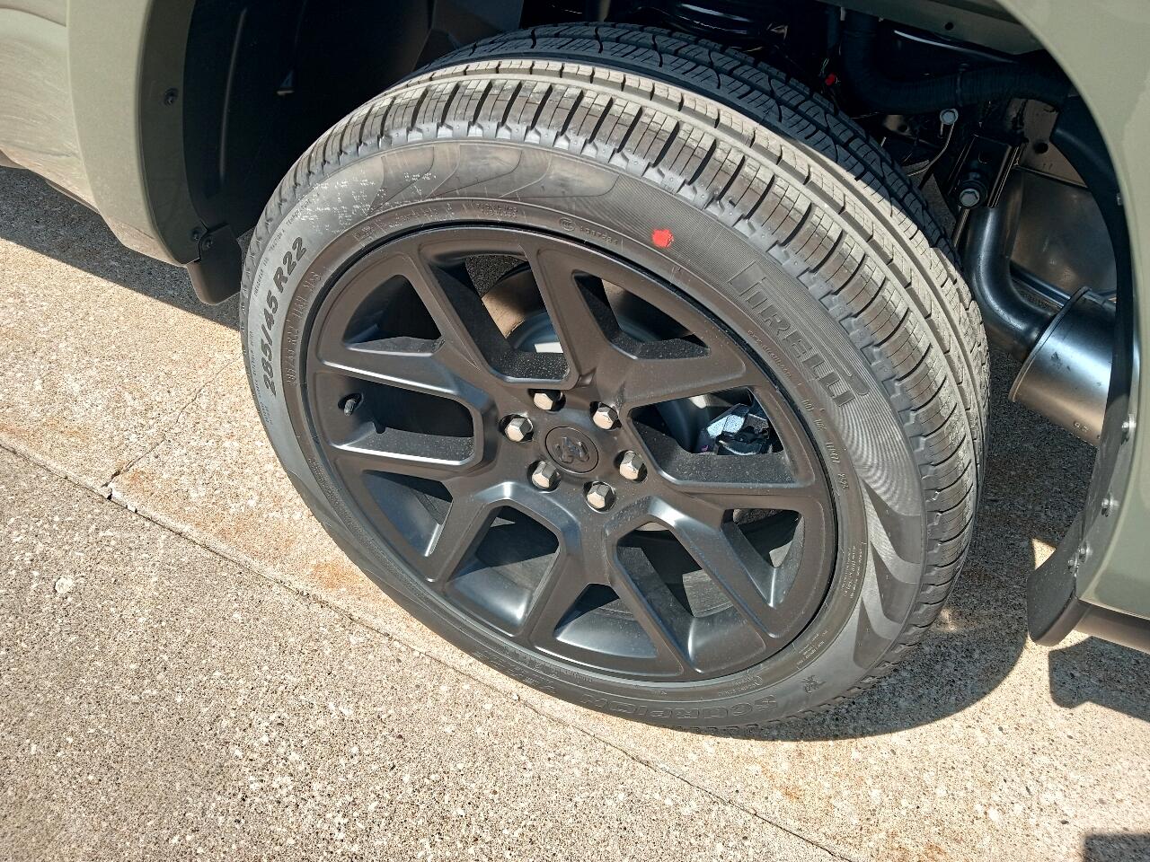 RAM 1500 Laramie 4x4 Crew Cab 5'7" Box 2026 RAM 1500 Laramie 4x4 Crew Cab 5'7" Box 2026