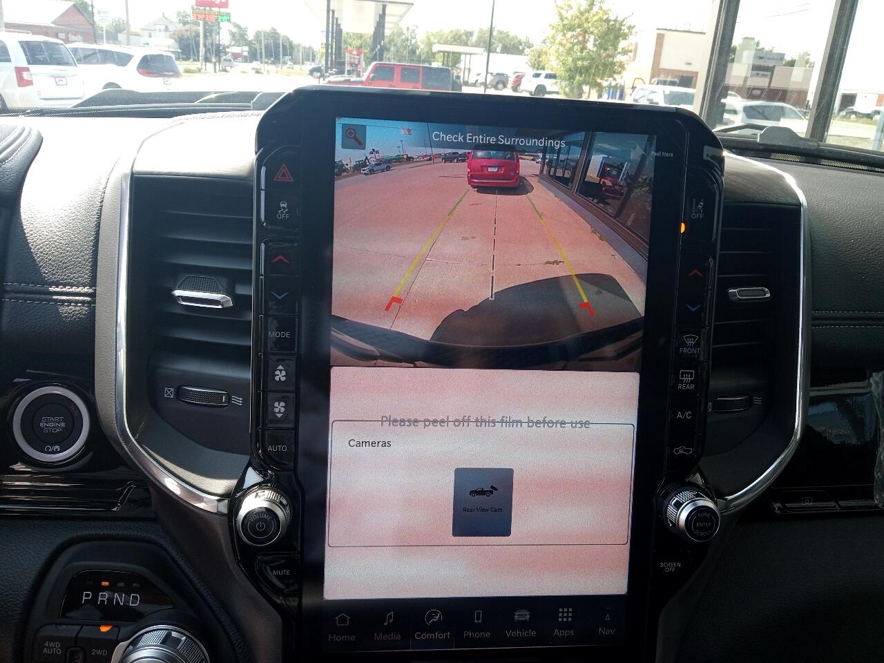 RAM 1500 Laramie 4x4 Crew Cab 5'7" Box 2026 RAM 1500 Laramie 4x4 Crew Cab 5'7" Box 2026