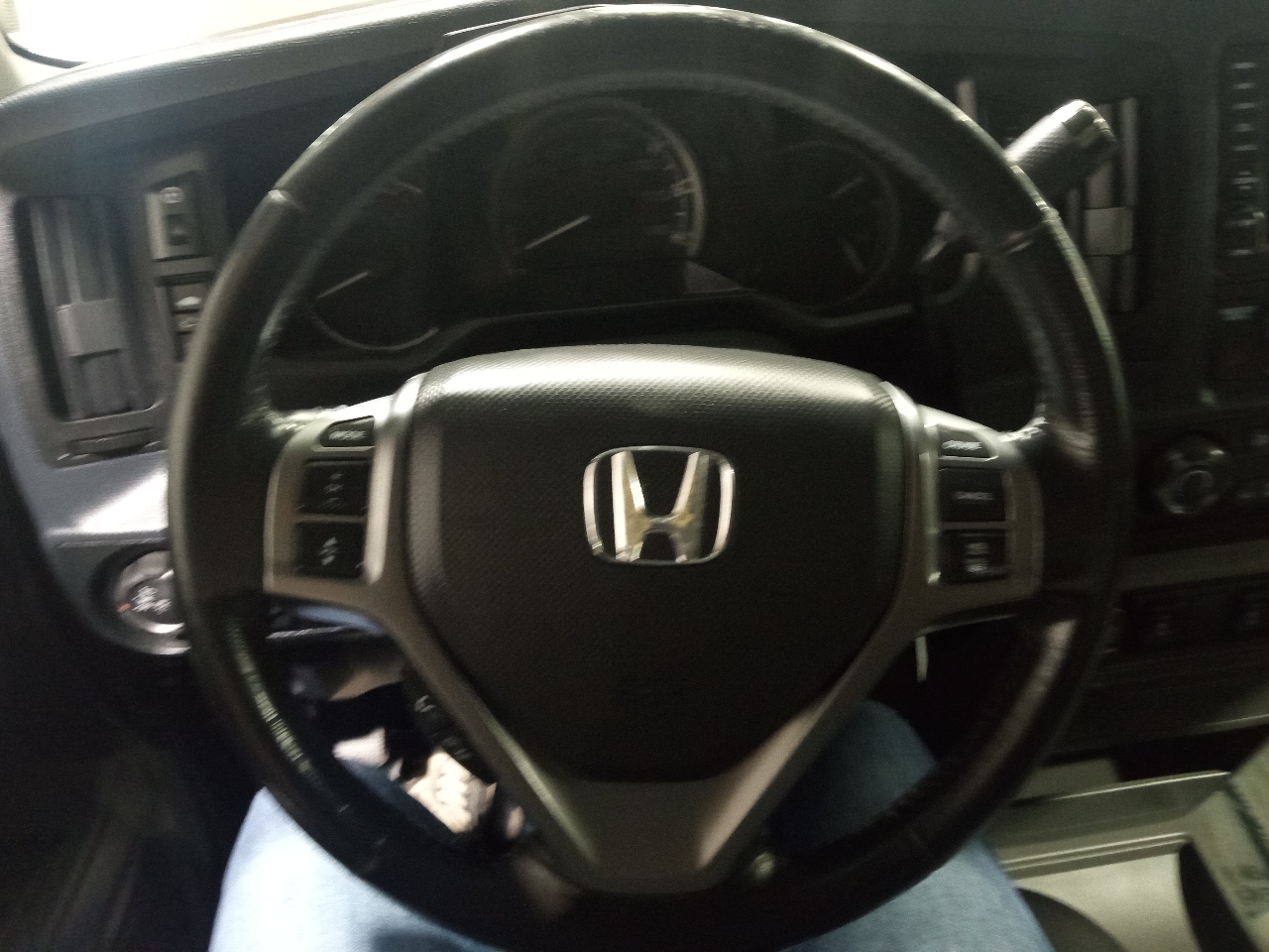 Honda Ridgeline 4WD Crew Cab RTL 2009 Honda Ridgeline 4WD Crew Cab RTL 2009