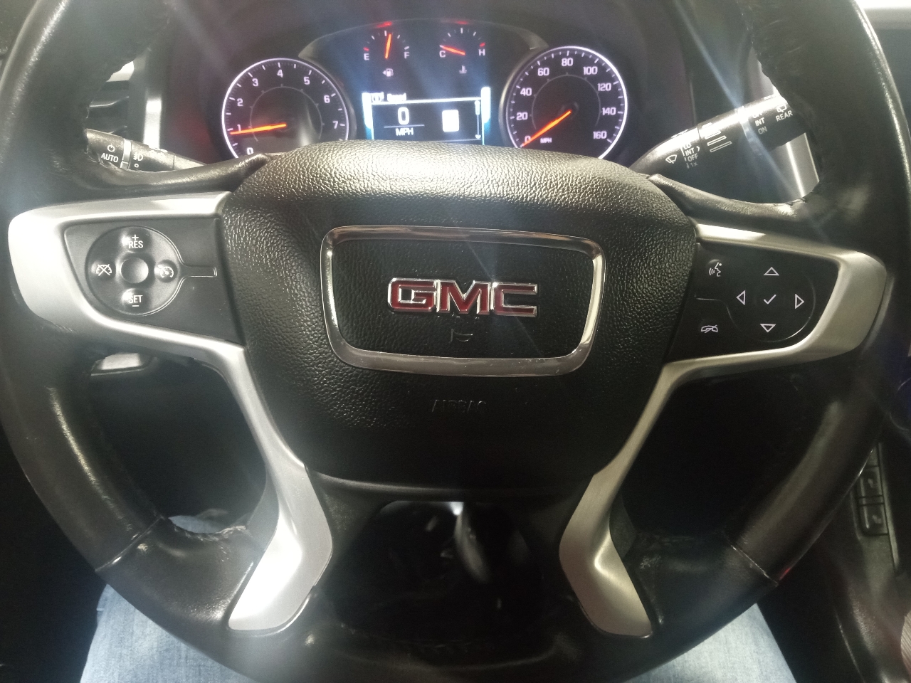 GMC Acadia AWD 4dr SLT w/SLT-1 2019