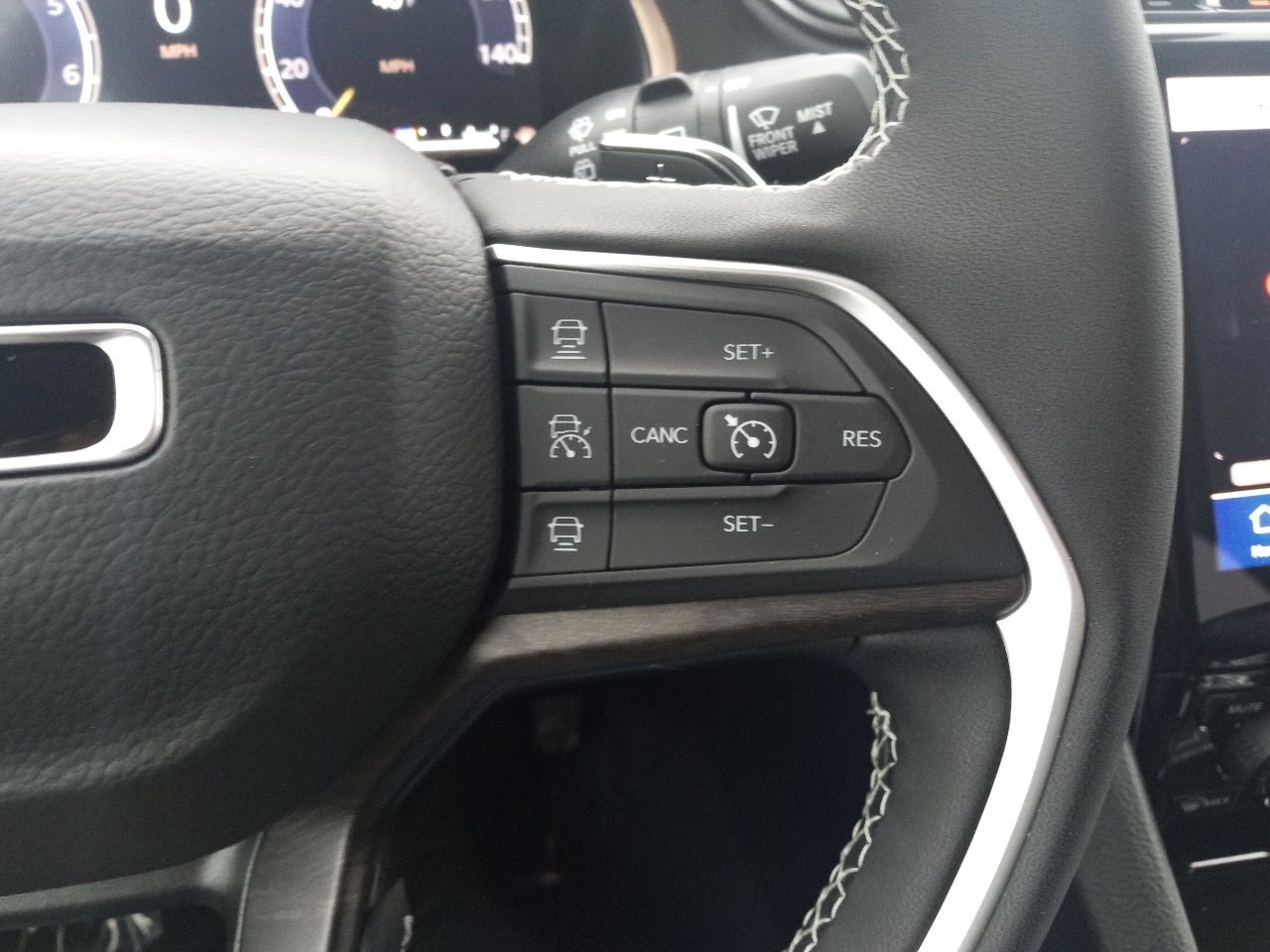 Jeep Grand Cherokee L Limited 4x4 2025