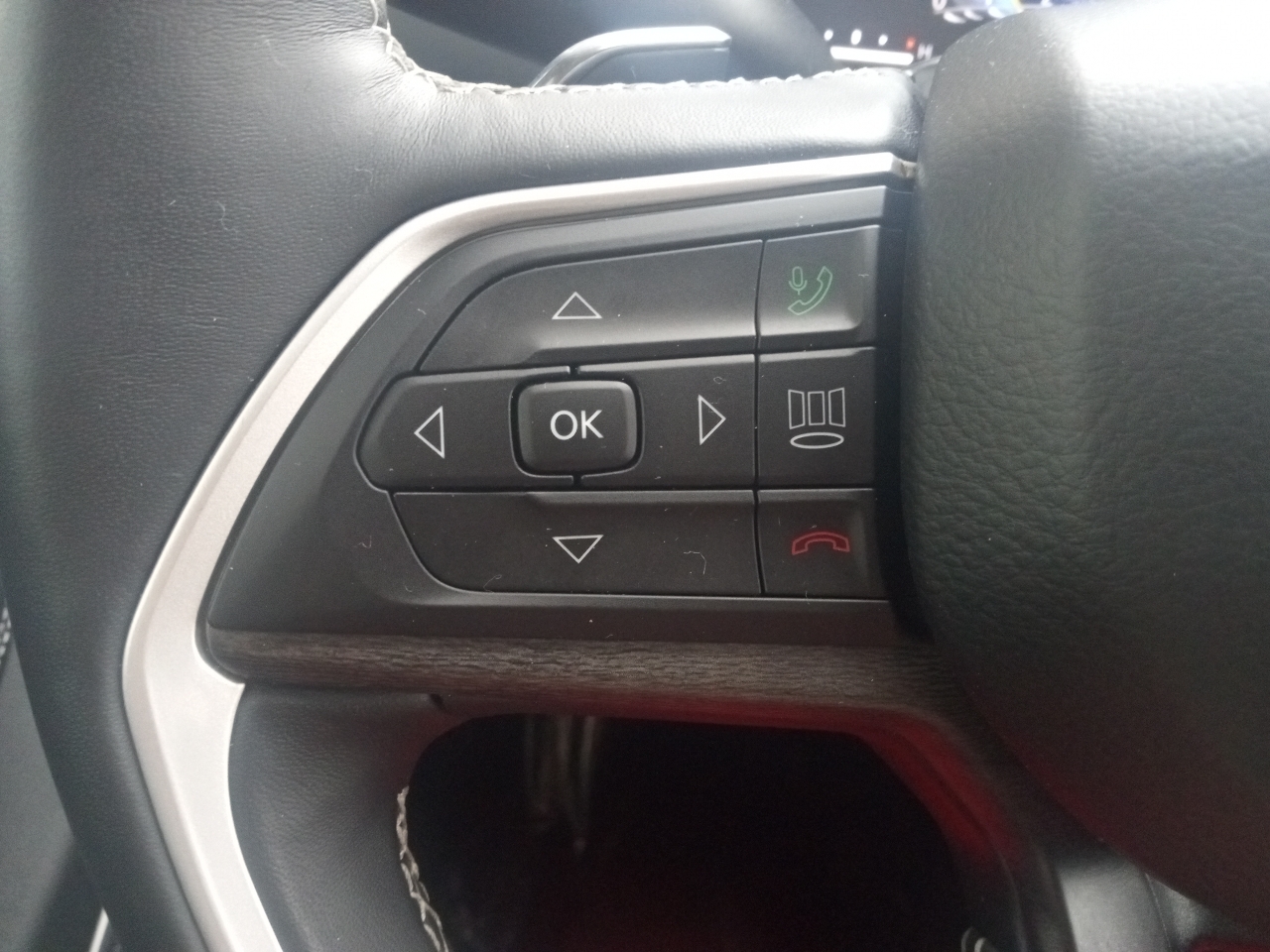 Jeep Grand Cherokee L Limited 4x4 2021