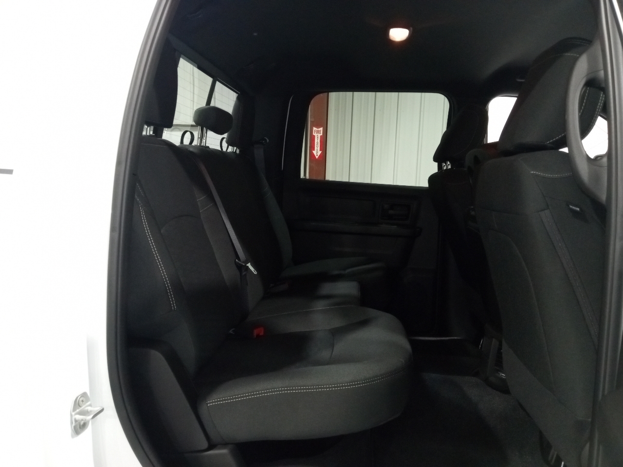 RAM 2500 Black Express 4x4 Crew Cab 6'4" Box 2026