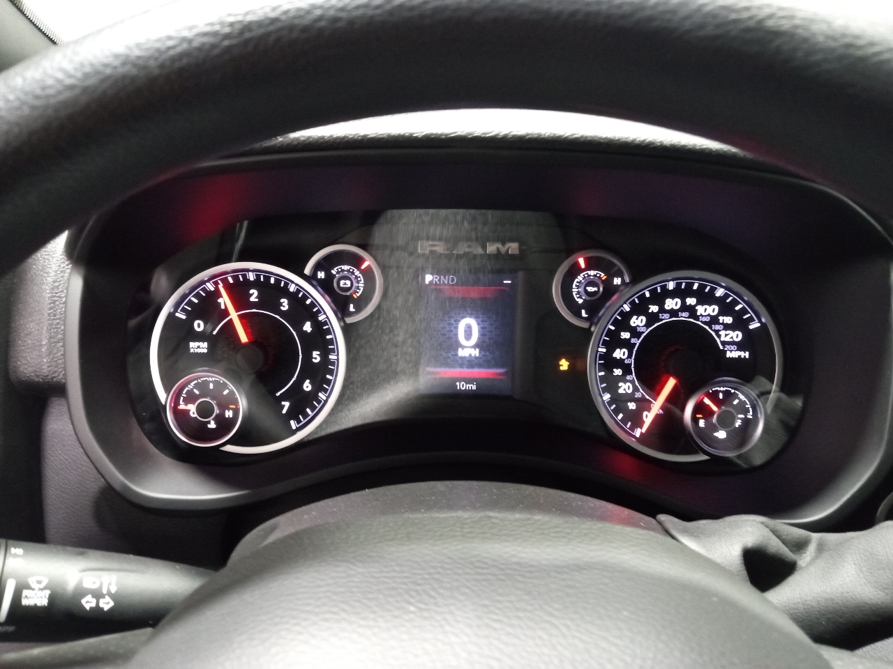 RAM 2500 Black Express 4x4 Crew Cab 6'4" Box 2026