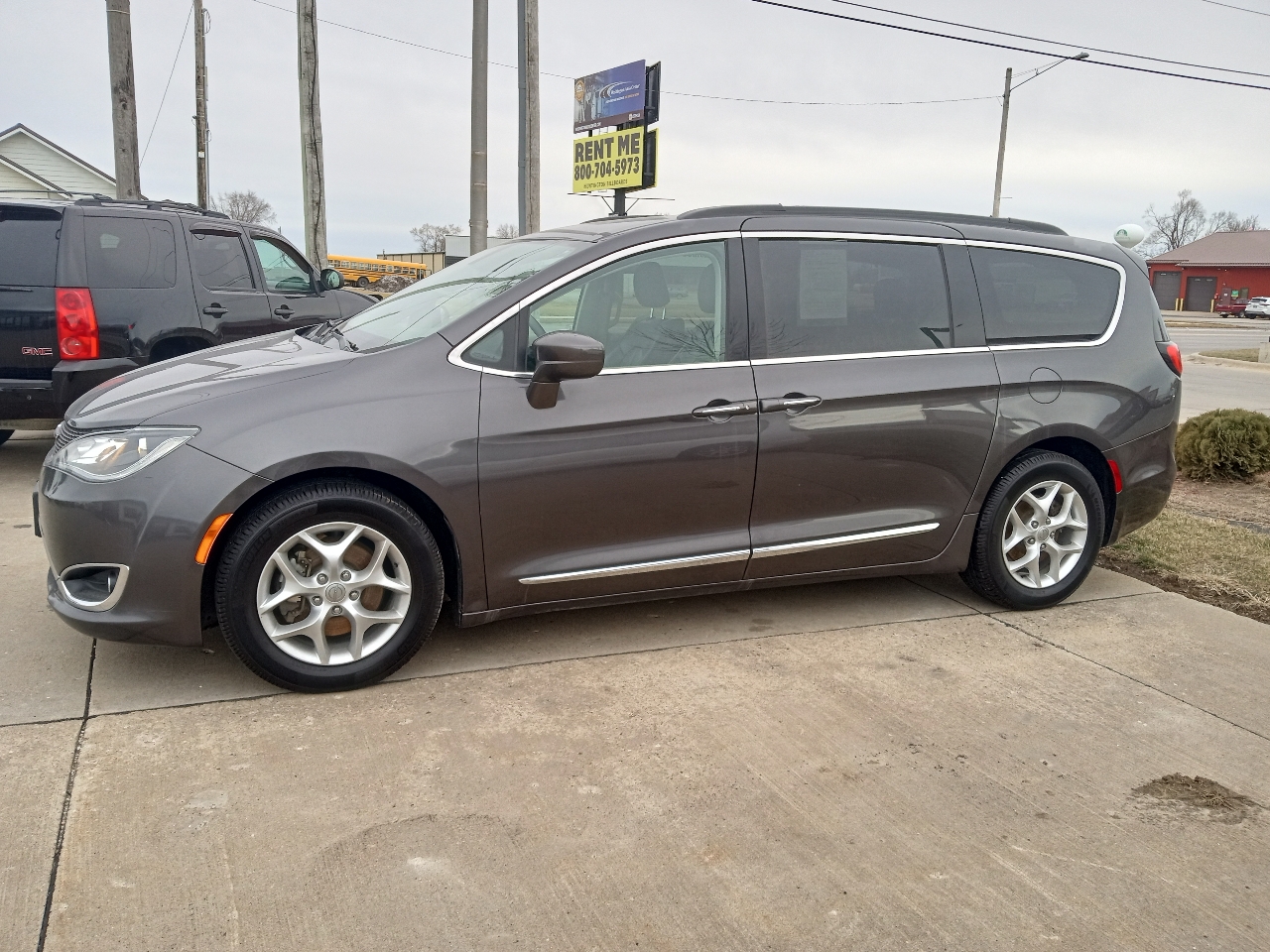 Chrysler Pacifica Touring-L FWD 2017