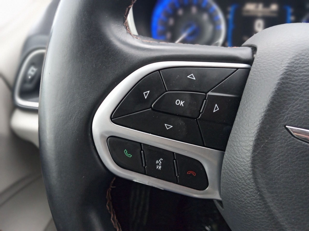 Chrysler Pacifica Touring-L FWD 2017