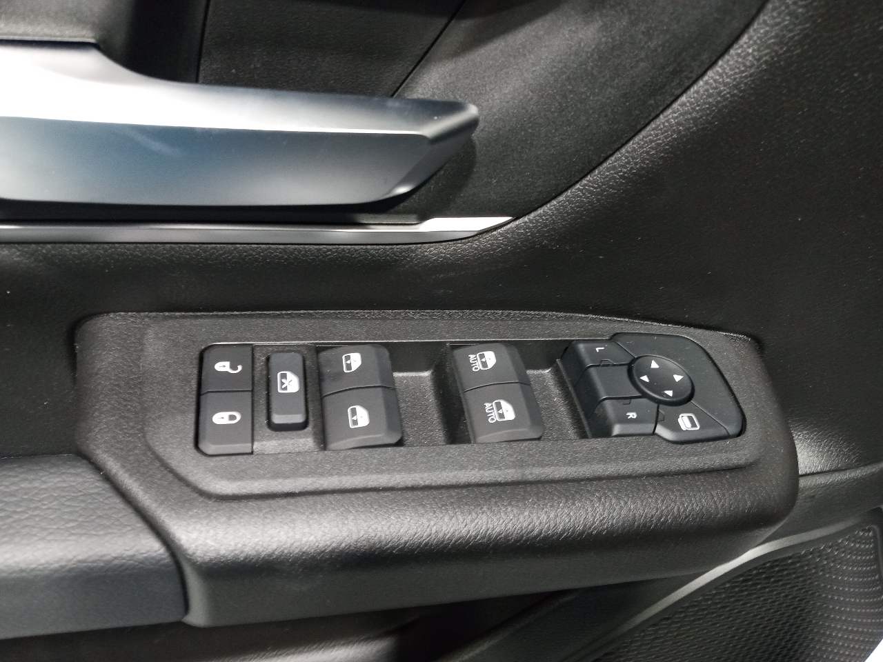 RAM 1500 Big Horn 4x4 Crew Cab 5'7" Box 2026