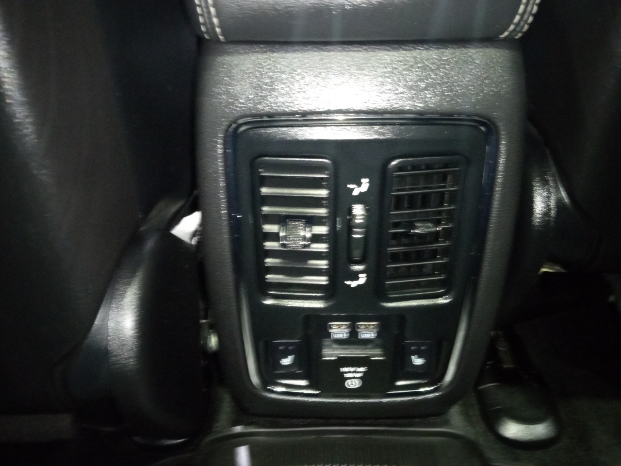 Jeep Grand Cherokee 4WD 4dr Overland 2015