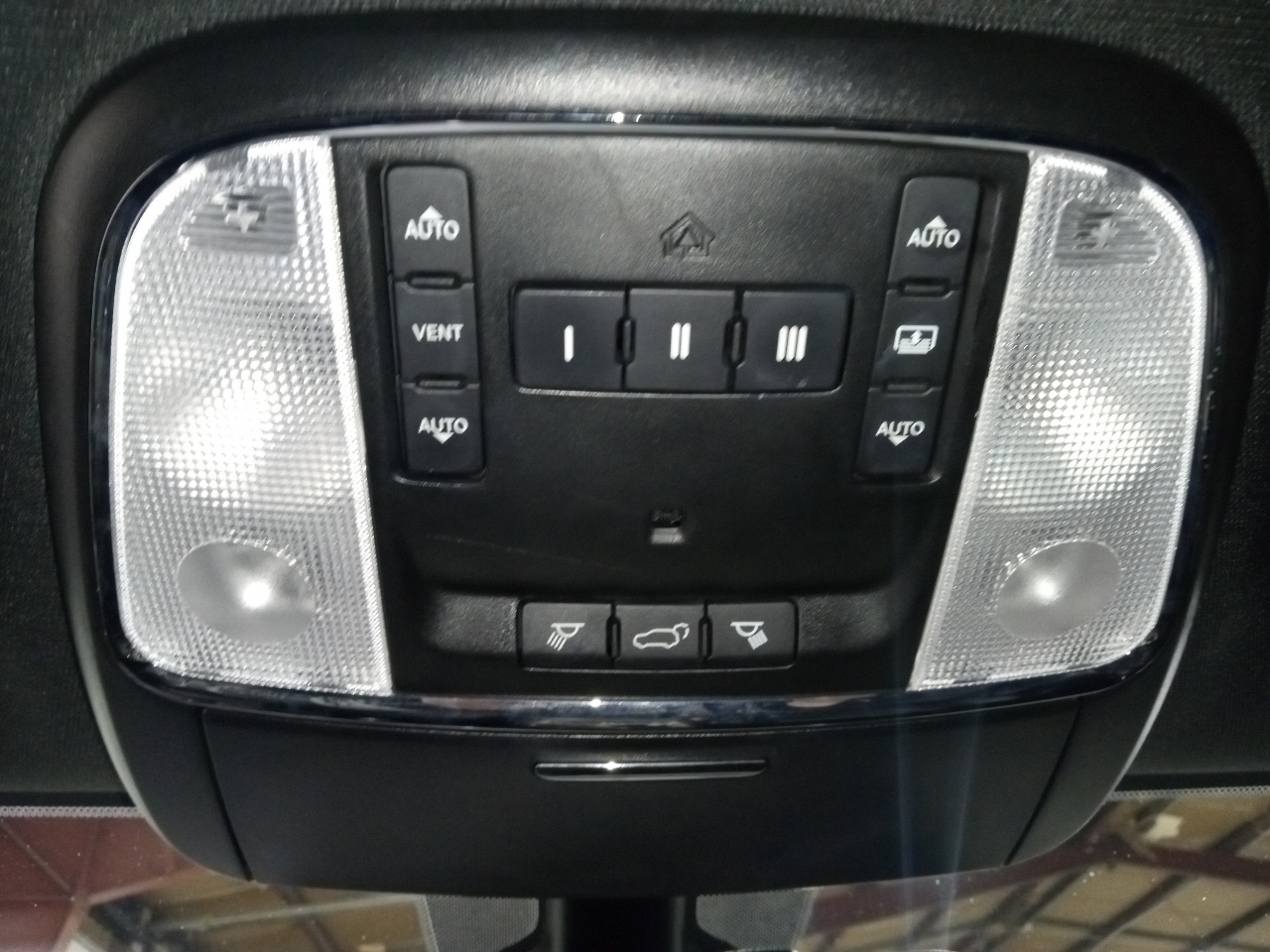 Jeep Grand Cherokee 4WD 4dr Overland 2015