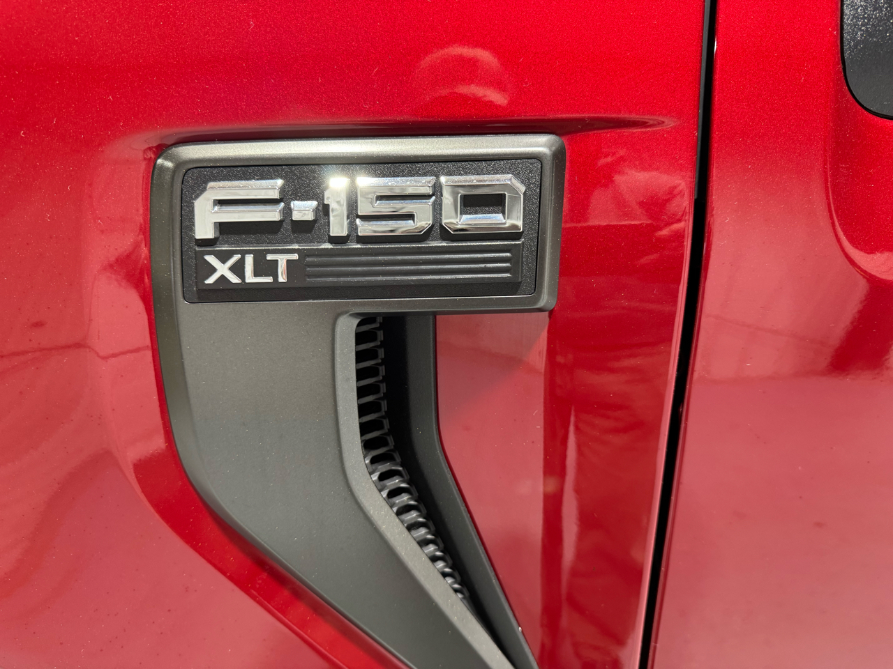 Ford F-150 XLT SuperCrew 5.5-ft. Bed 4WD 2022