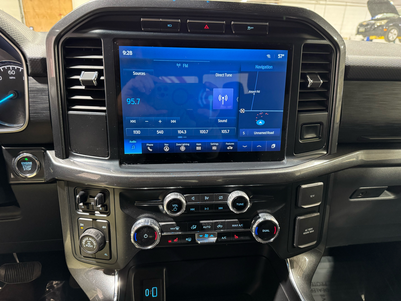 Ford F-150 XLT SuperCrew 5.5-ft. Bed 4WD 2022