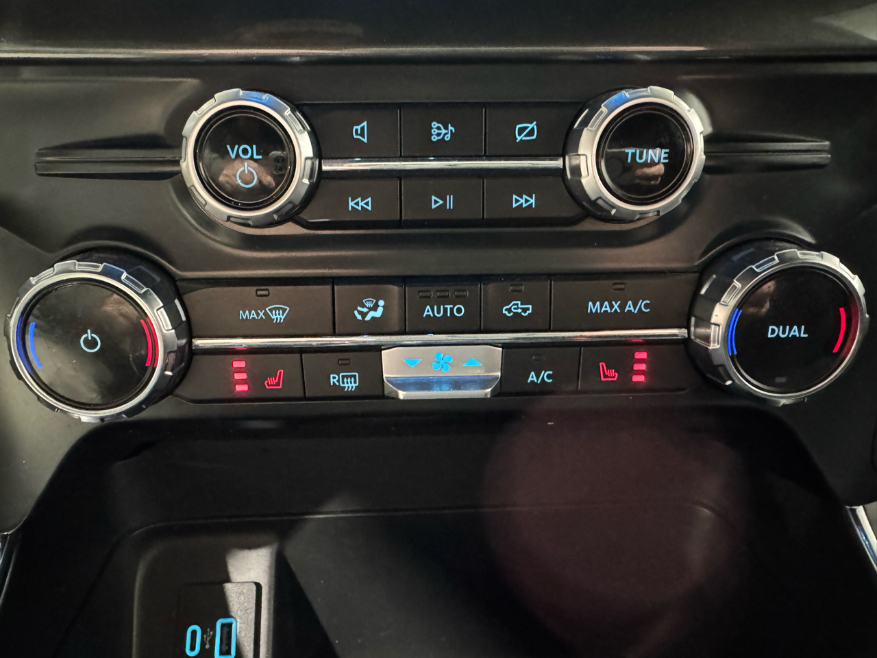 Ford F-150 XLT SuperCrew 5.5-ft. Bed 4WD 2022