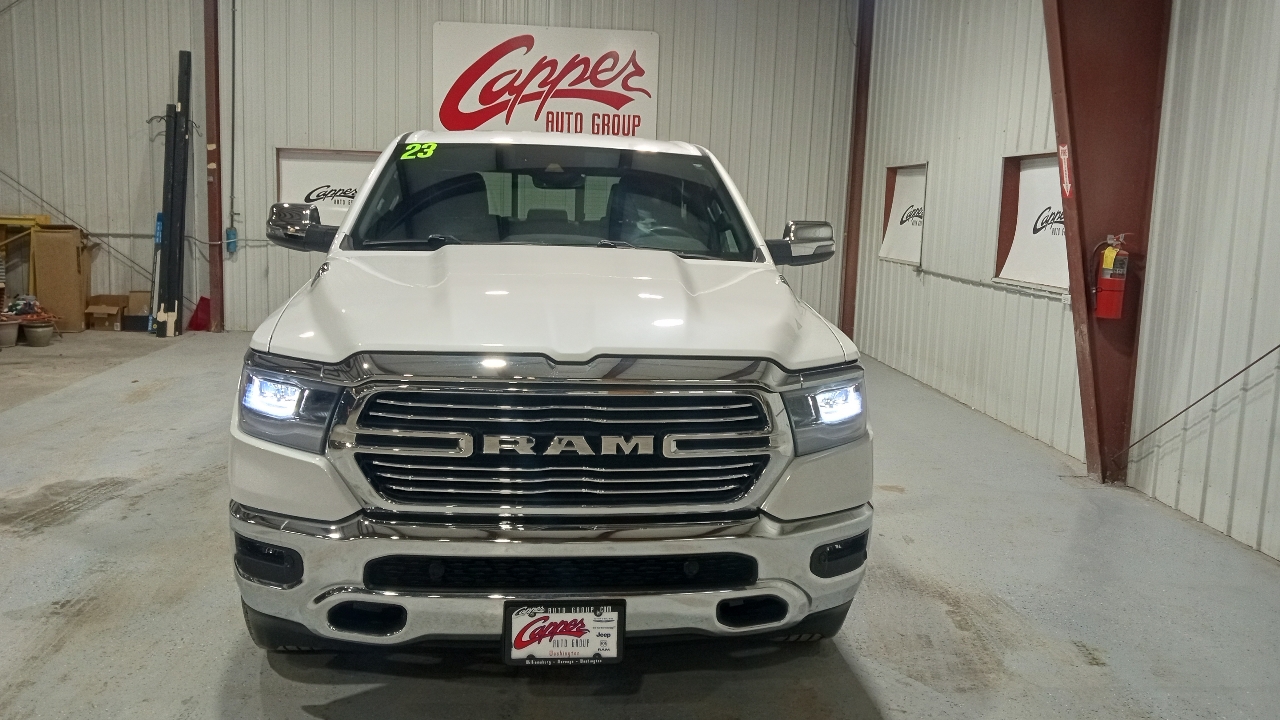 RAM 1500 Laramie 4x4 Crew Cab 5'7" Box 2023