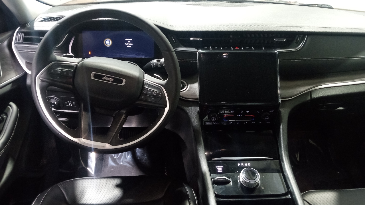 Jeep Grand Cherokee Limited 4x4 2023