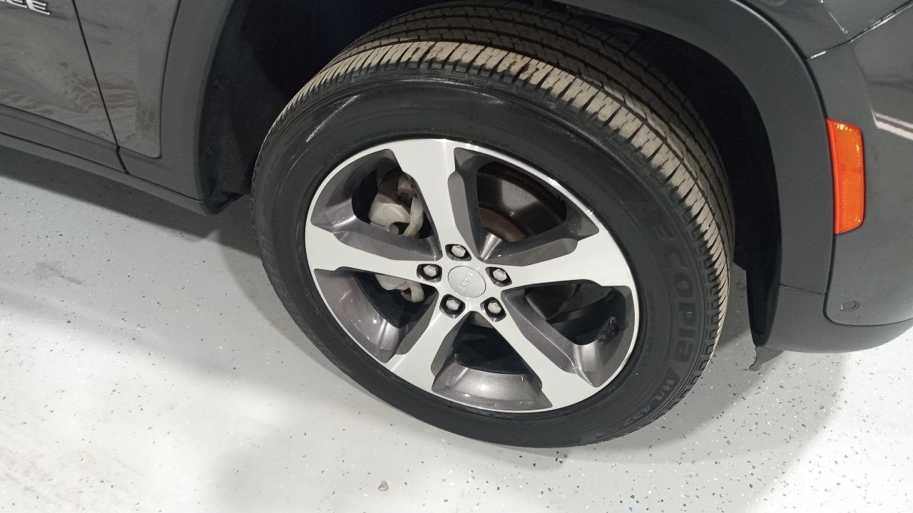 Jeep Grand Cherokee Limited 4x4 2023