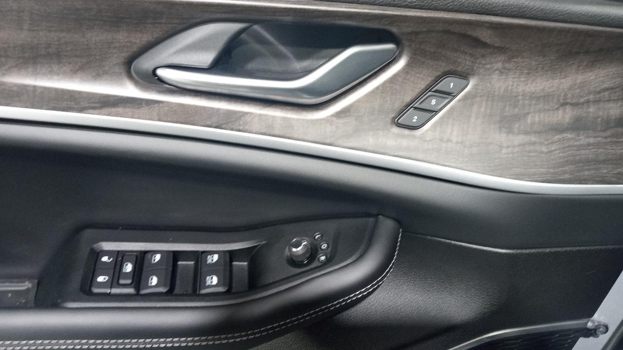 Jeep Grand Cherokee Limited 4x4 2026