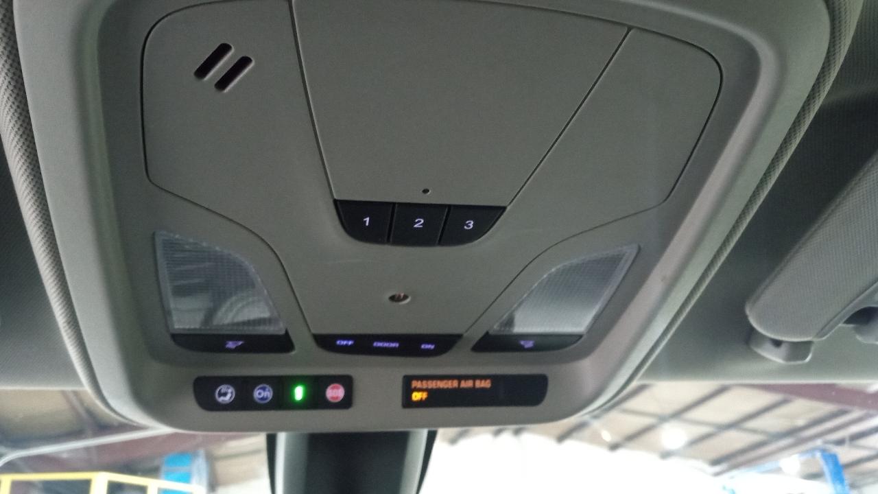 Chevrolet Impala 4dr Sdn Premier w/2LZ 2019