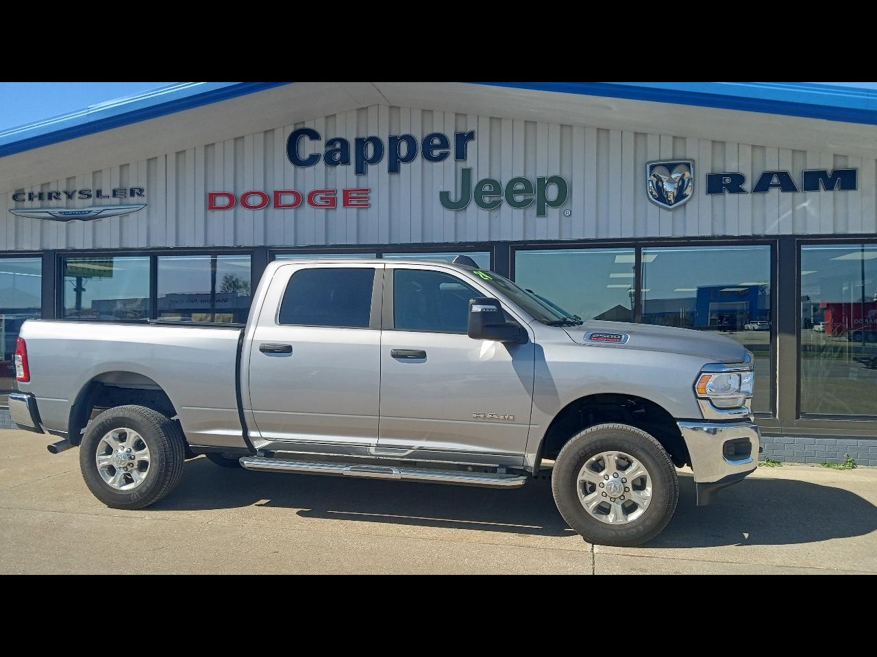 RAM 2500 Big Horn 4x4 Crew Cab 6'4" Box 2024