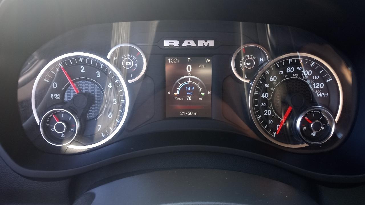 RAM 2500 Big Horn 4x4 Crew Cab 6'4" Box 2024