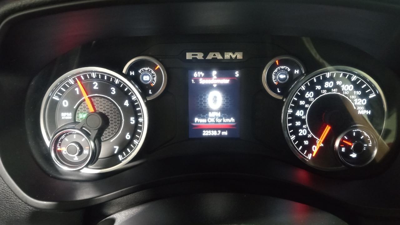 RAM 2500 Big Horn 4x4 Crew Cab 6'4" Box 2024