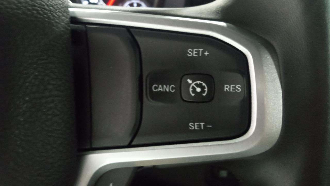 RAM 2500 Big Horn 4x4 Crew Cab 6'4" Box 2024