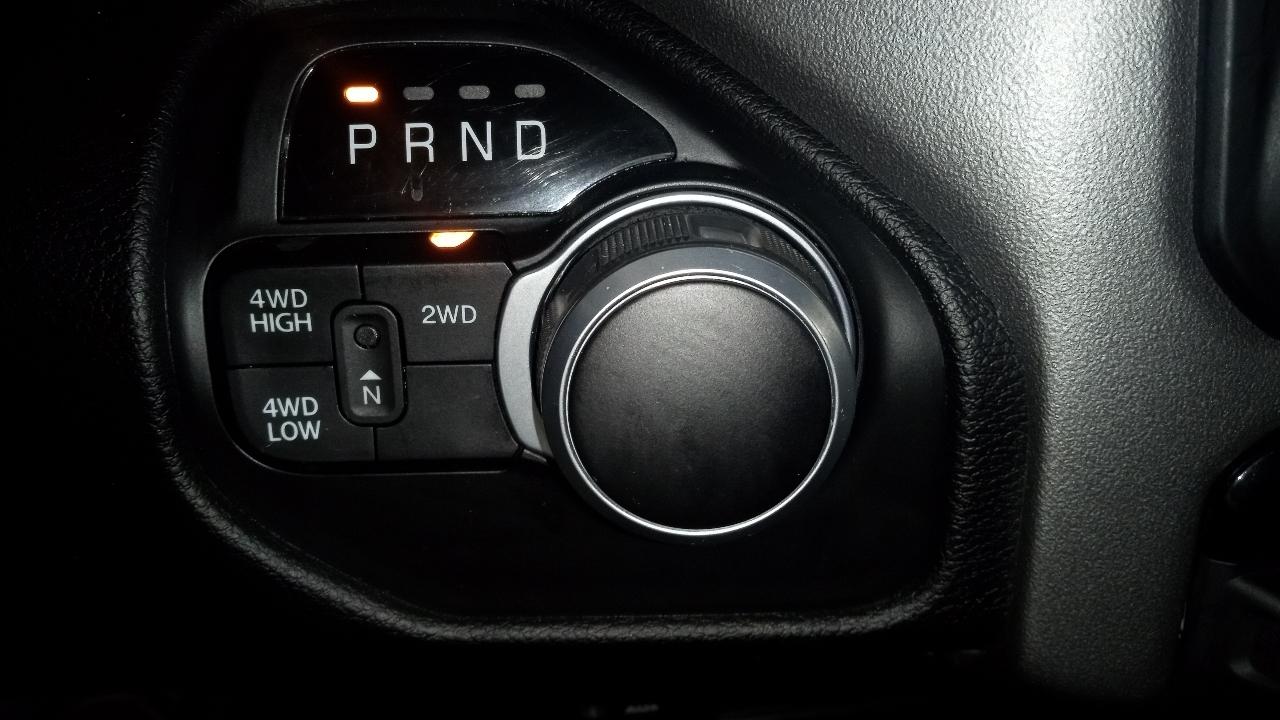 RAM 2500 Big Horn 4x4 Crew Cab 6'4" Box 2024