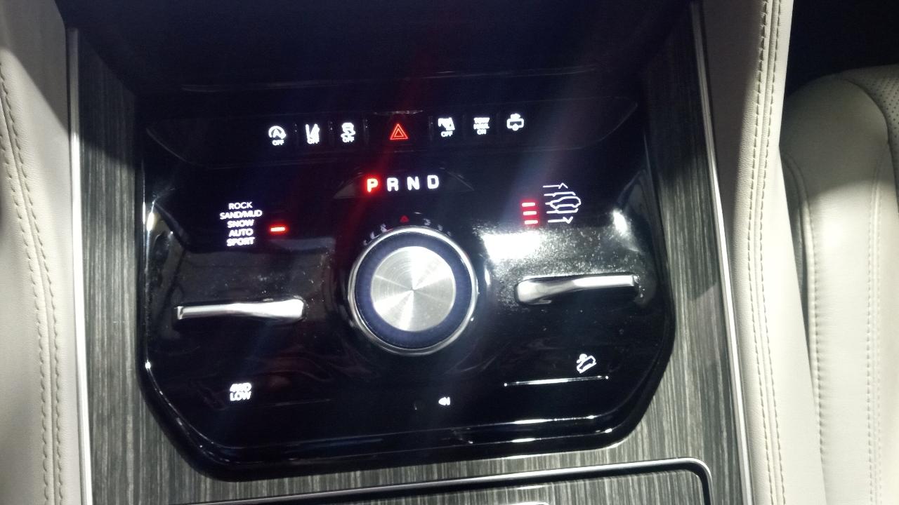 Jeep Wagoneer Series III 4x4 2022