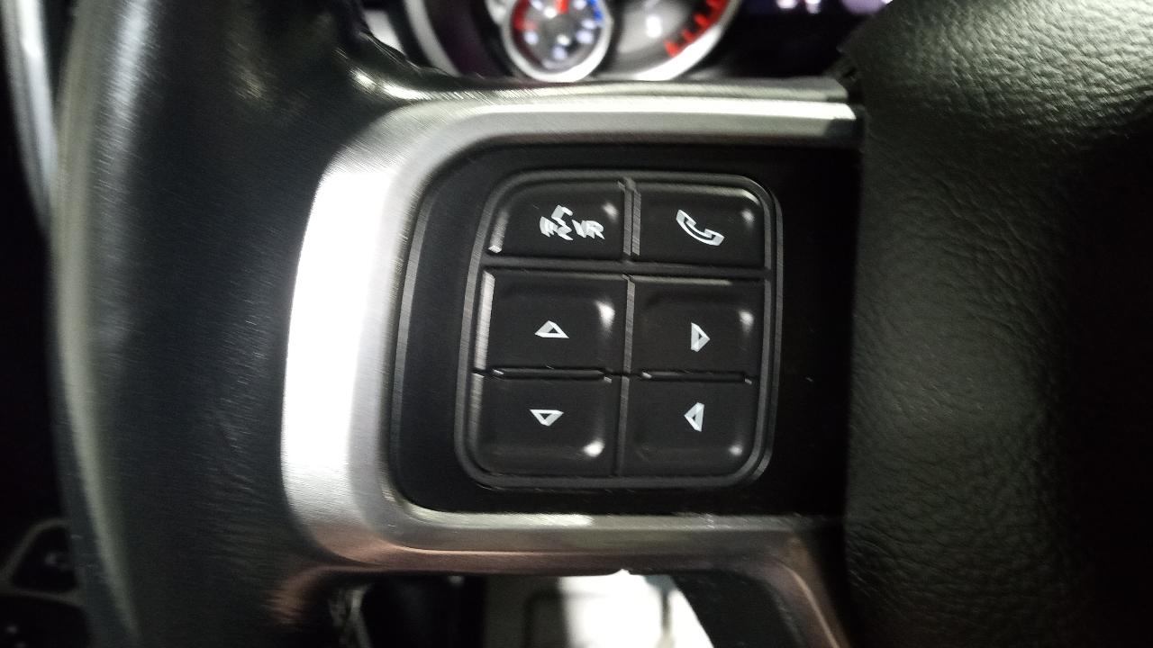 RAM 2500 Laramie 4x4 Crew Cab 6'4" Box 2020