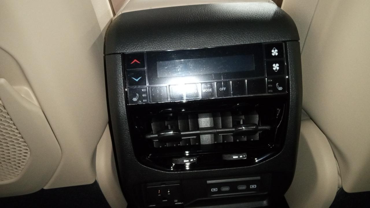 Jeep Grand Cherokee L Limited 4x4 2026