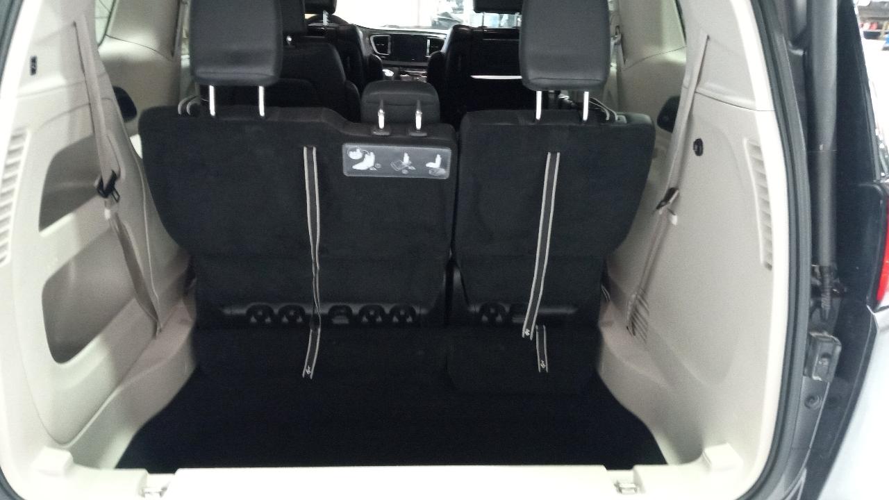 Chrysler Pacifica Touring L Plus FWD 2020