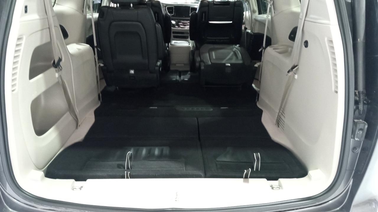 Chrysler Pacifica Touring L Plus FWD 2020