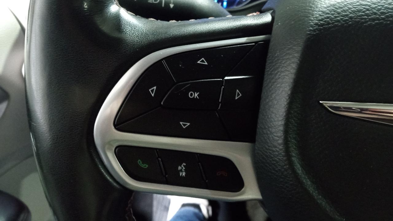 Chrysler Pacifica Touring L Plus FWD 2020