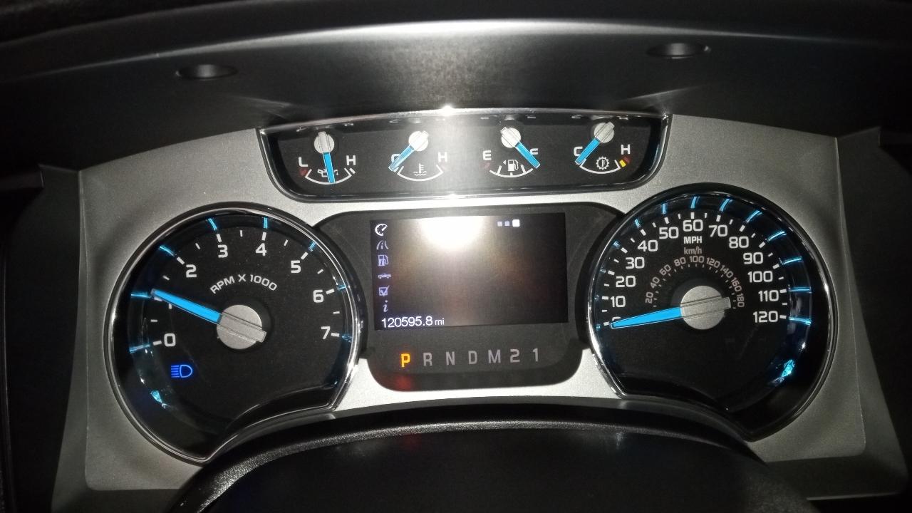 Ford F-150 4WD SuperCrew 145" Platinum 2013