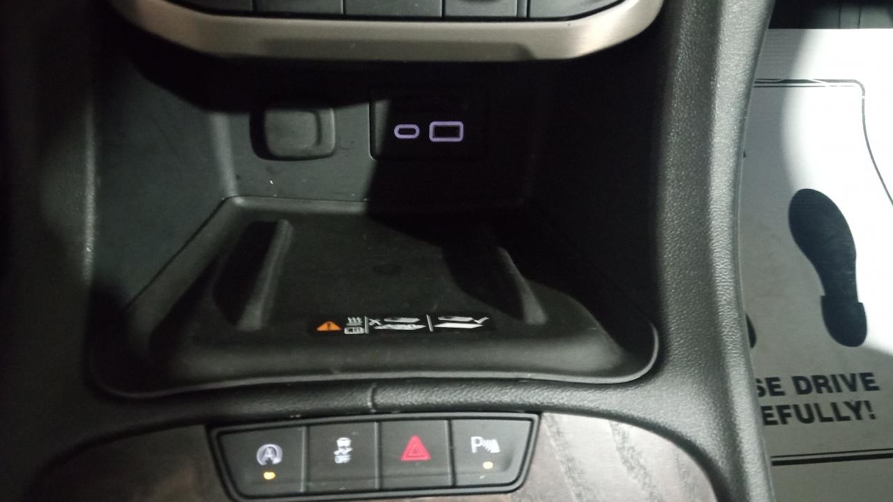 GMC Acadia AWD 4dr Denali 2021