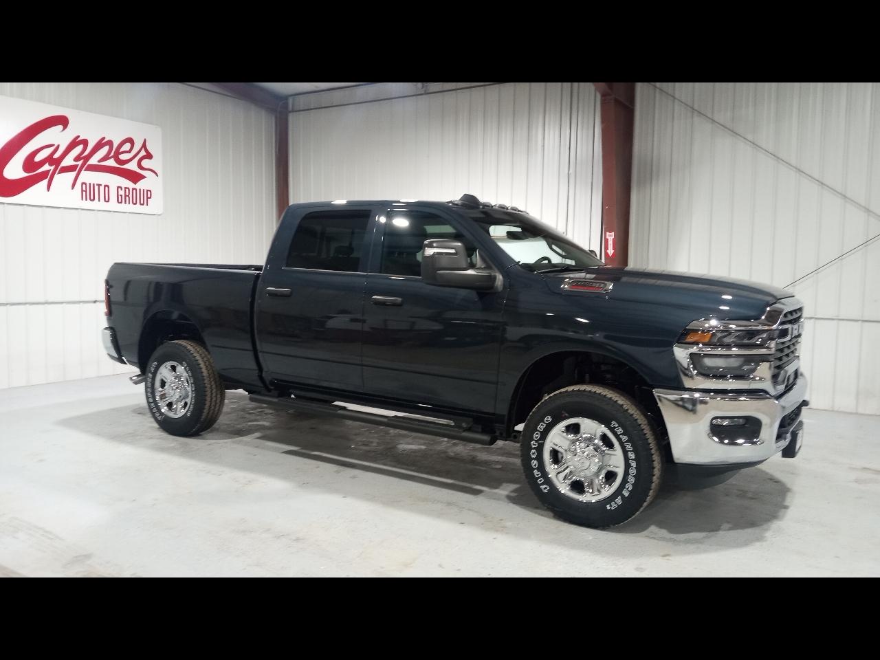 RAM 2500 Tradesman 4x4 Crew Cab 6'4" Box 2026