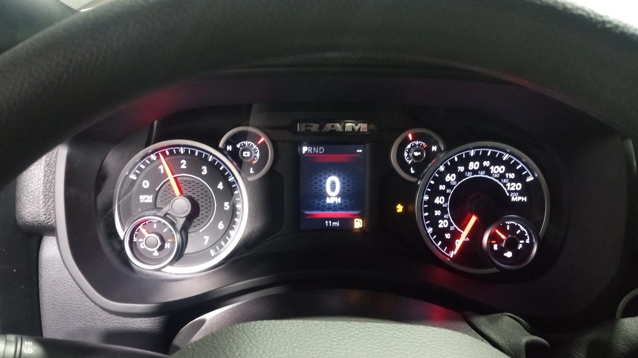 RAM 2500 Tradesman 4x4 Crew Cab 6'4" Box 2026