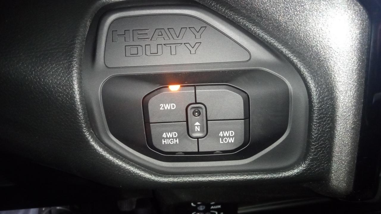 RAM 2500 Tradesman 4x4 Crew Cab 6'4" Box 2026