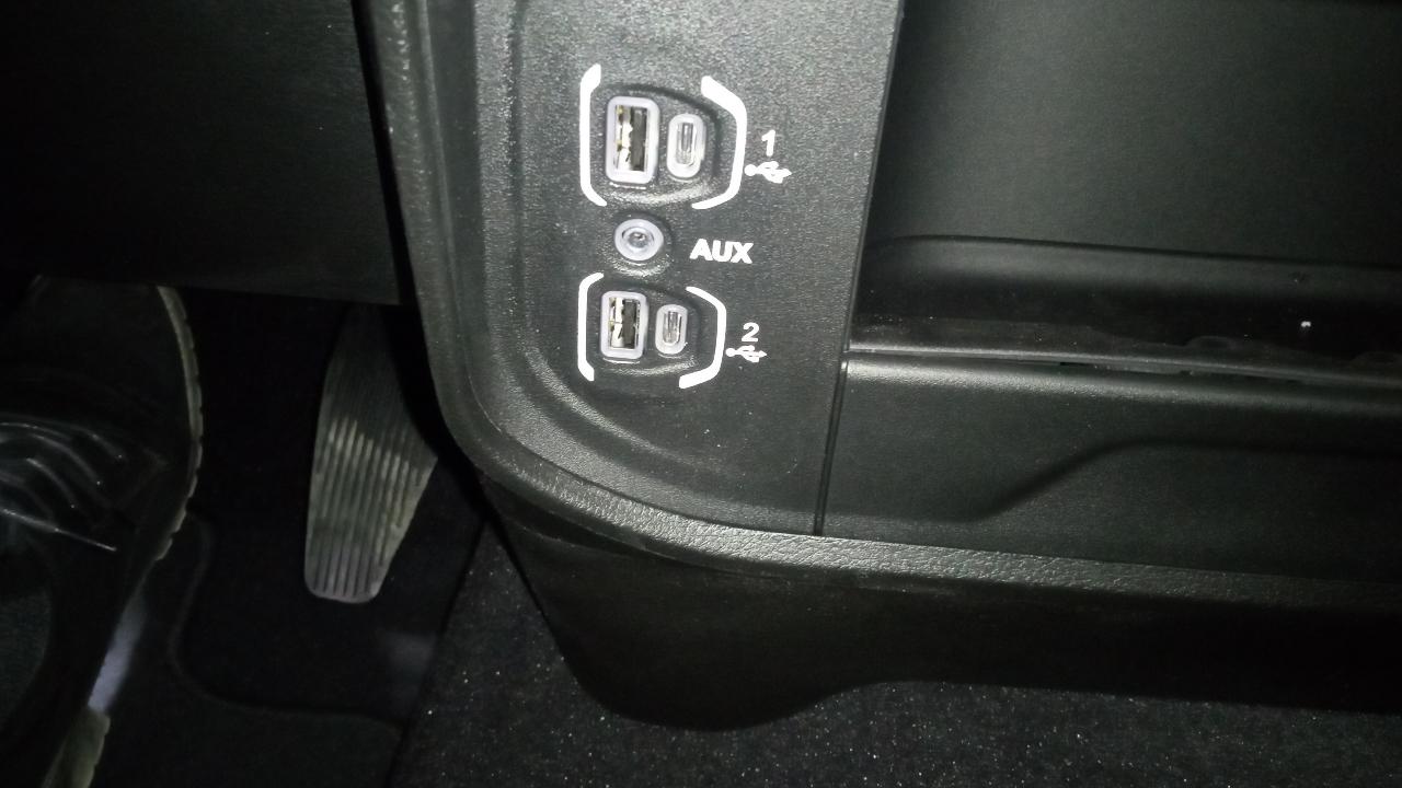 RAM 2500 Tradesman 4x4 Crew Cab 6'4" Box 2026