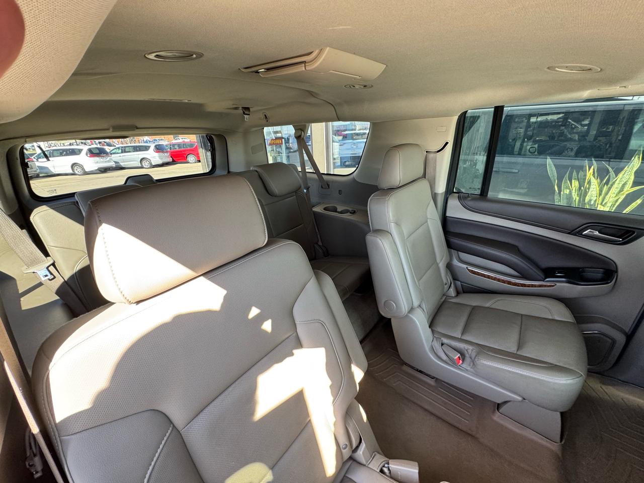 Chevrolet Suburban 4WD 4dr 1500 LTZ 2016