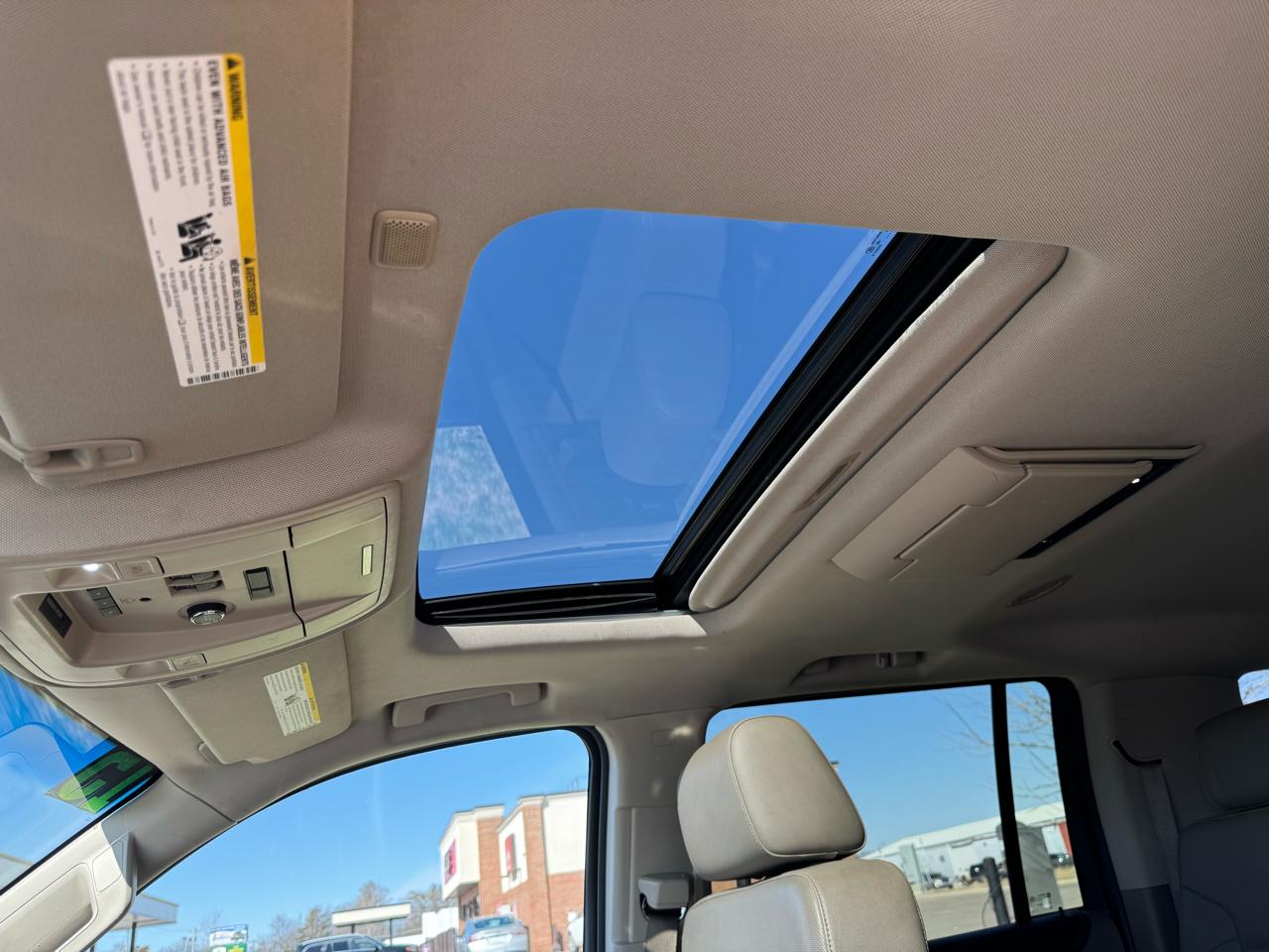 Chevrolet Suburban 4WD 4dr 1500 LTZ 2016