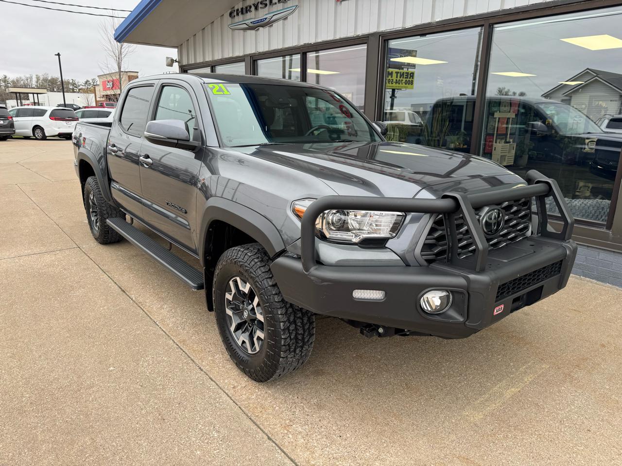Toyota Tacoma 4WD TRD Off Road Double Cab 5' Bed V6 MT (Natl) 2021